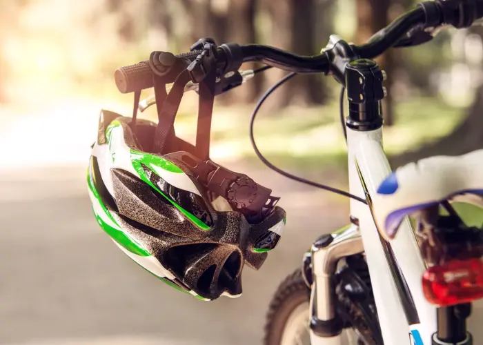 Safe bicycle helmet