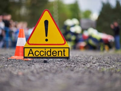 accident signage on the road